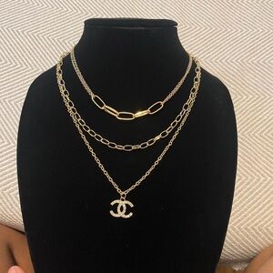 Gold Chain Necklace Set with Pendant